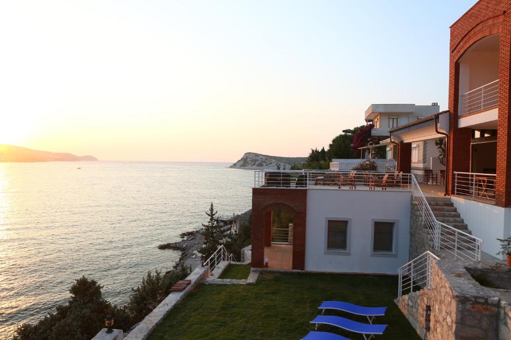 Reyhan Hotel Karaburun  Exterior foto