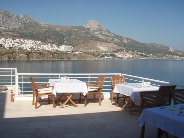 Reyhan Hotel Karaburun  Exterior foto